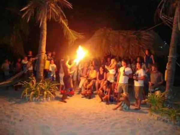 Mana Lagoon Backpackers Villa Buitenkant foto